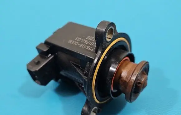 BMW 1 F20 F21 Turbo solenoid valve 756103-0008 IMPRK1530150