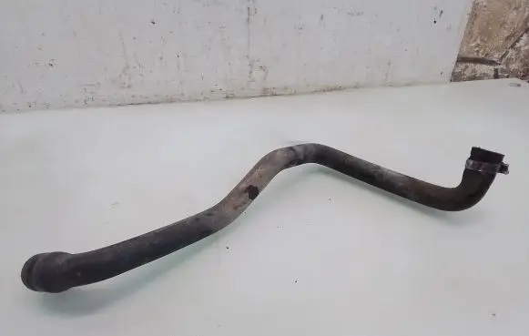 Mercedes-Benz E W210 Engine coolant pipe/hose