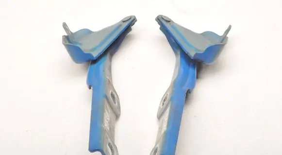 Opel Mokka Engine bonnet/hood hinges 95421580