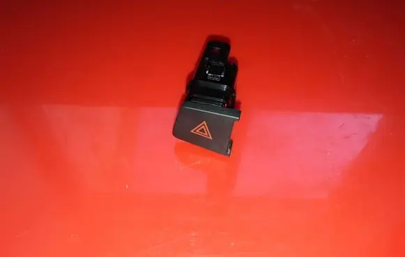 Chevrolet Captiva Hazard light switch 1F28