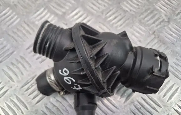 BMW 3 F30 F35 F31 Thermostat/thermostat housing TM83103 22M10
