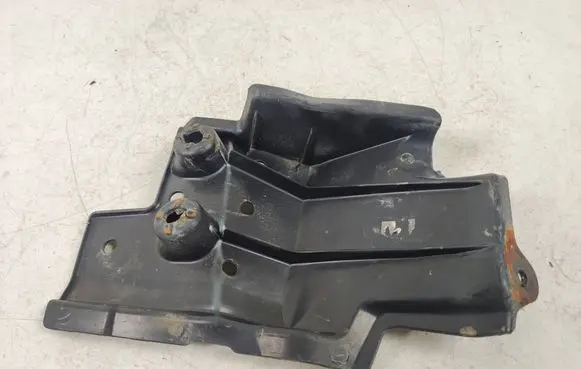 Toyota Verso Center/middle under tray cover 576270F010