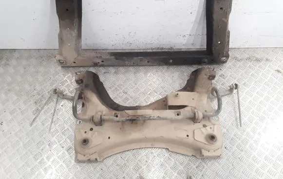 Renault Megane II Front subframe
