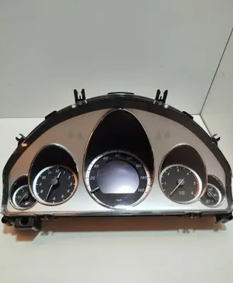 Mercedes-Benz E W212 Speedometer (instrument cluster) A2125401548 A2129005104 A2129023502