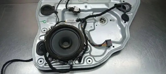 Volvo S40 Rear window lifting mechanism without motor 992674101 1632040