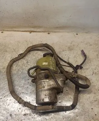 Opel Zafira A Power steering pump