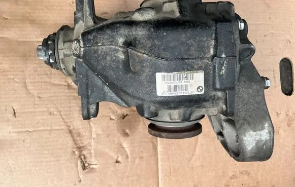 BMW 1 E82 E88 Rear differential 7572054 7541580