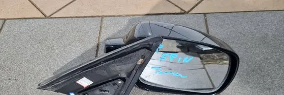 Hyundai Terracan Front door electric wing mirror
