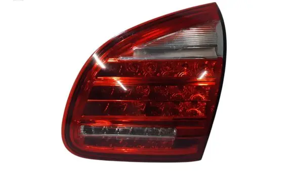 Porsche Cayenne (92A) Tailgate rear/tail lights 7P5945094M 89090774