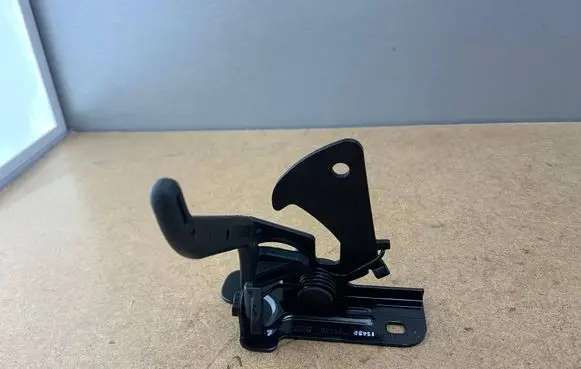 BMW 7 E65 E66 Engine bonnet/hood lock/latch loop/hook 7186508 51237186508