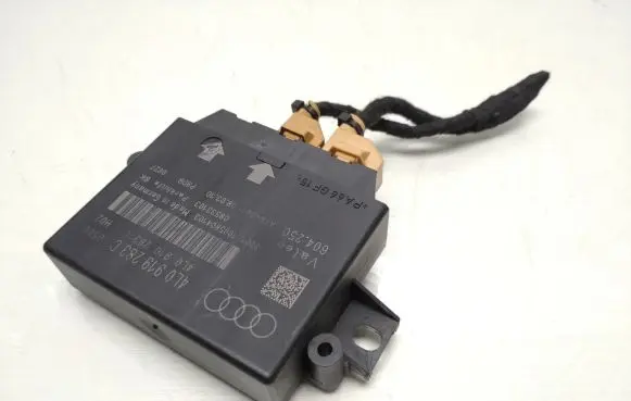 Audi A6 S6 C6 4F Parking PDC control unit/module 4L0919283C 4L0910283C 08533103