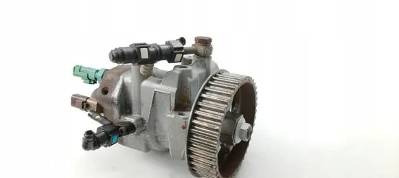 Renault Megane III Fuel injection high pressure pump H8201121521 167003608R