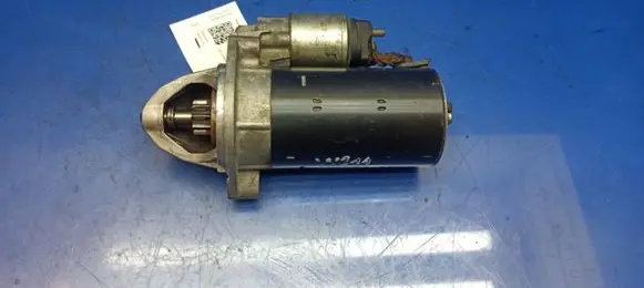 Mercedes-Benz E W211 Starter motor A0051516601 0001109250