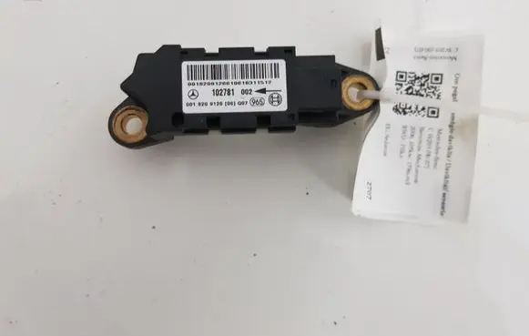 Mercedes-Benz C W203 Airbag deployment crash/impact sensor 0018209126