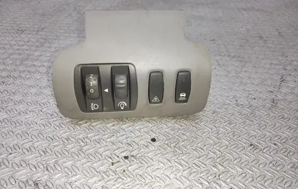 Renault Scenic II - Grand scenic II Headlight level height control switch 88020005