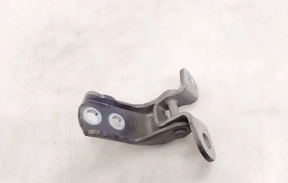 Toyota Hilux VIII Front door upper hinge