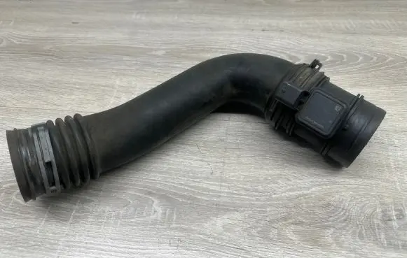 Mercedes-Benz ML W164 Air intake hose/pipe A6290980201