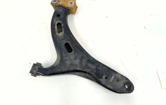 Subaru Outback (BS) Front lower control arm/wishbone 