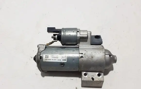 BMW 5 G30 G31 Starter motor 5A33FB9