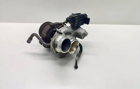 BMW 5 F10 F11 Turbo 77997580 7799758007 777853