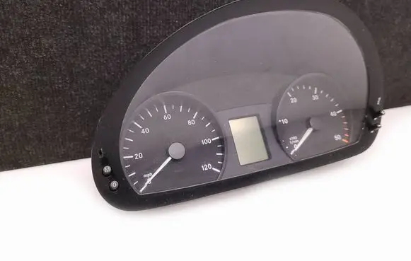 Mercedes-Benz Sprinter W906 Speedometer (instrument cluster) A9069009802 A9069027101 A9069015801