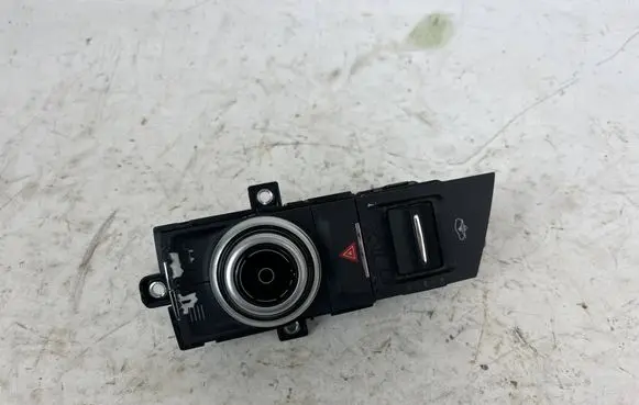 Maserati Levante Other switches/knobs/shifts 670064671