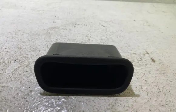 Jeep Grand Cherokee Trunk/boot trim cover 05108064 66592 MAYC01031