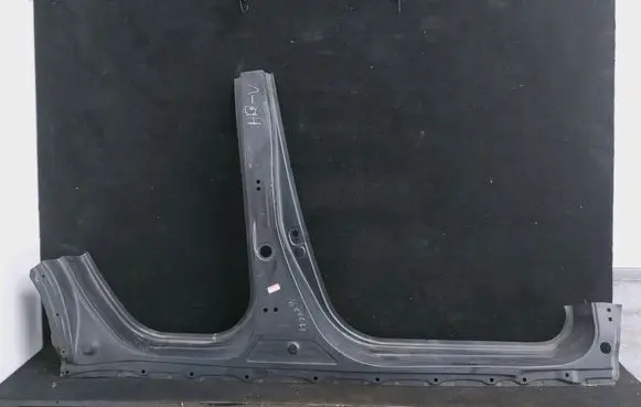 Honda HR-V Pillar (middle) 04635-T7W-A00ZZ