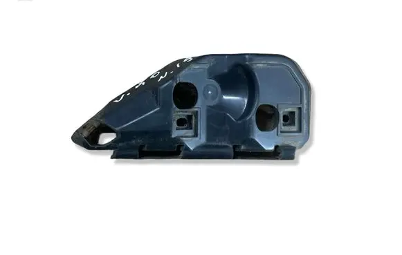 Volvo V50 Front bumper mounting bracket 31265397
