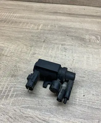 Ford S-MAX Turbo solenoid valve 9645029180 70096401 12T034