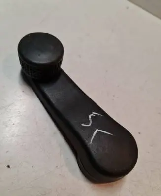 Volkswagen Golf III Front door window winding handle 1H0837581B