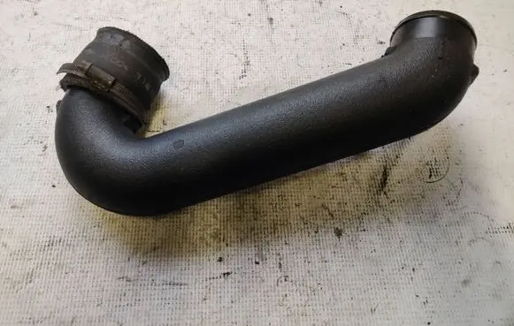 Mercedes-Benz Vito Viano W638 Intercooler hose/pipe A6385280782