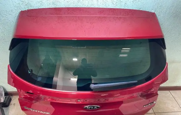 Tailgate/trunk/boot lid