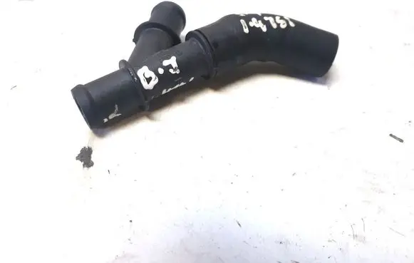 Volkswagen PASSAT B8 Brake vacuum hose/pipe 1K0121067Q