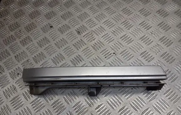 Opel Zafira A Under headlight/headlamp trim 90580652RH