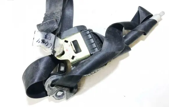 Audi A4 S4 B5 8D Front seatbelt