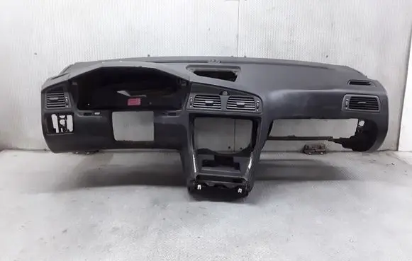 Volvo V70 Dashboard 9177707