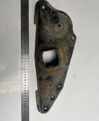 Citroen Berlingo Front shock absorber mounting bracket