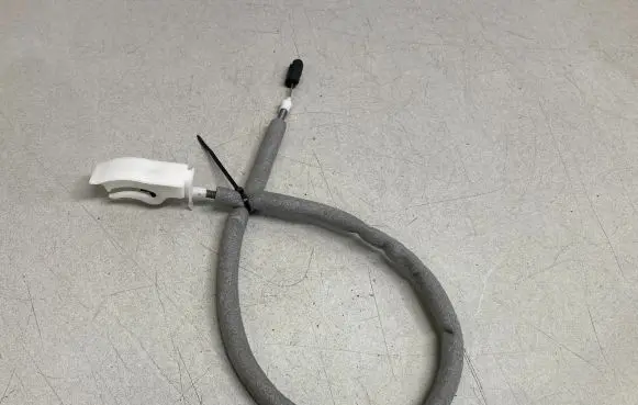 BMW 5 F10 F11 Front door cable line 