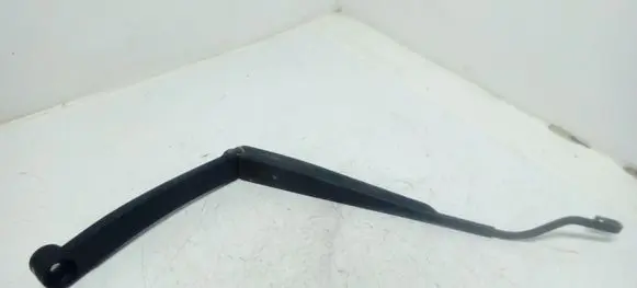 Hyundai Santa Fe Front wiper blade arm