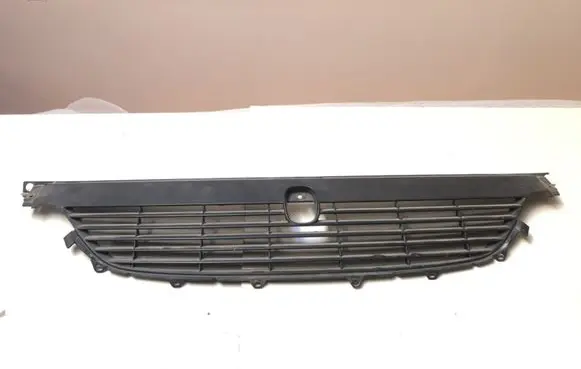 Renault Espace III Front bumper upper radiator grill 6025300465