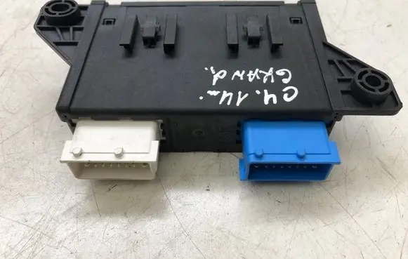 Citroen C4 Grand Picasso Tailgate/trunk control unit/module 9800162780