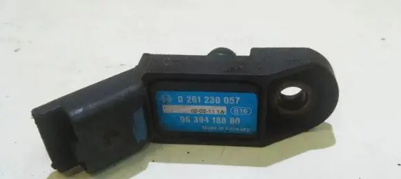 Peugeot 607 Air pressure sensor 0261230057 9639418880