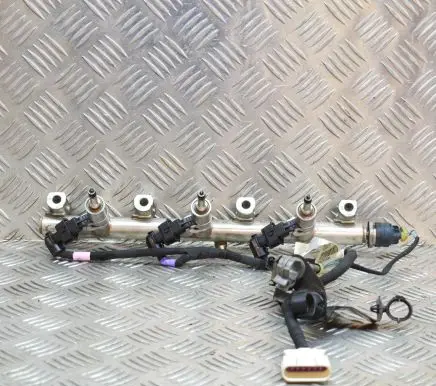 Maserati Ghibli Fuel main line pipe 327906 296210