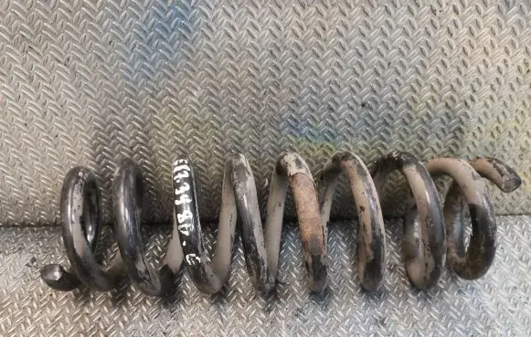 BMW 1 E81 E87 Rear coil spring