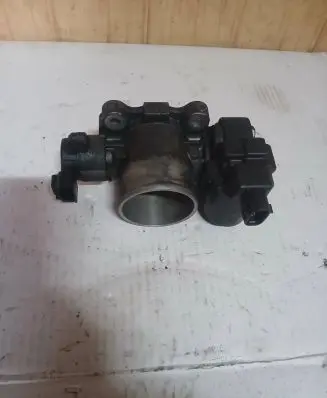 Toyota Avensis T250 Throttle valve 192300210 1D0919183S