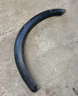 Front arch trim