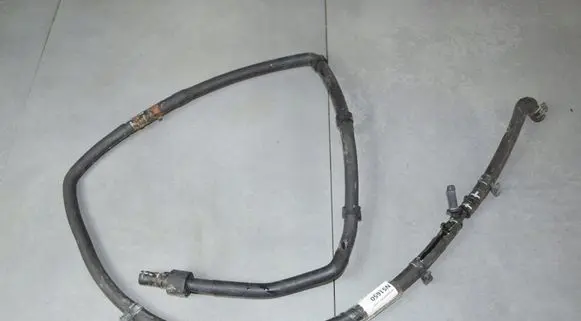 Volkswagen Amarok Engine coolant pipe/hose