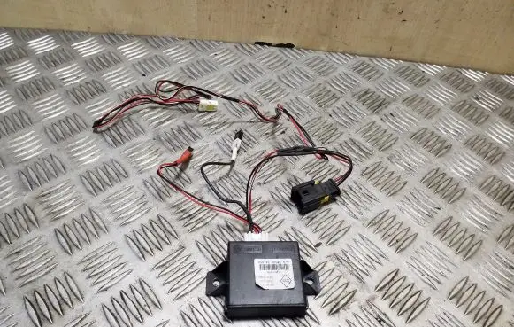 Renault Master III Alarm control unit/module 4M5418R0B