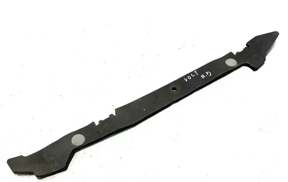 Chevrolet Volt I Fender end trim 